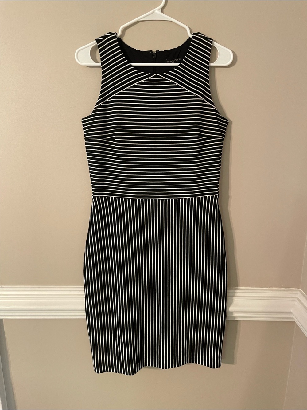 Like New Banana Republic Black and White Striped Midi Sheath Dress